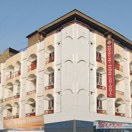 Hotel Sri Nanak Continental Delhi  Dış mekan fotoğraf
